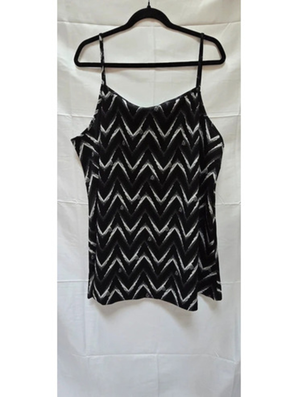 RoseGal 4X Black White Chevron Print Cami Tank Top Plus Size